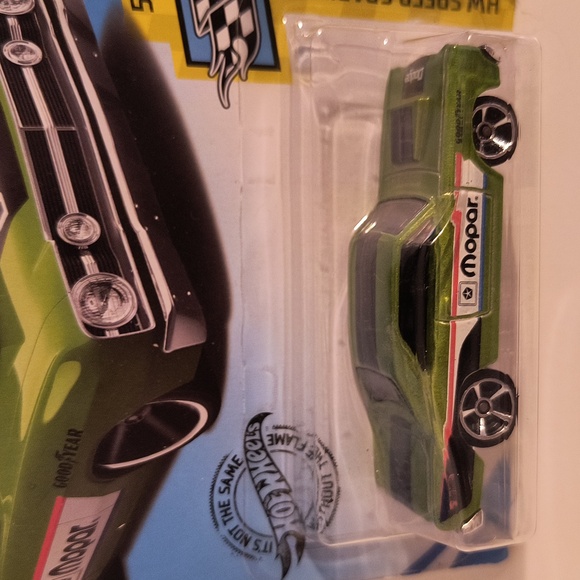 D2 Hot Wheels 68 Dodge Dart  shipping protector - Picture 2 of 3